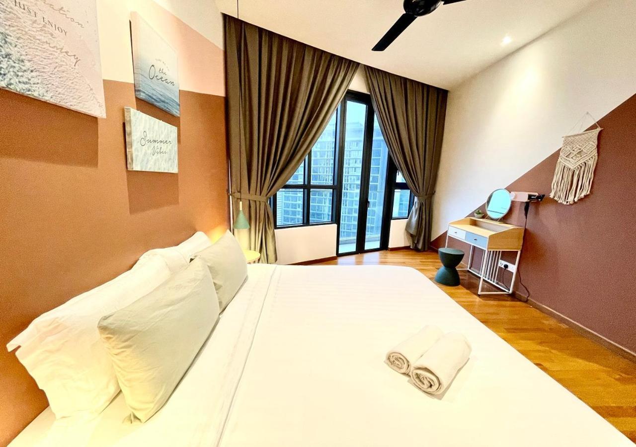 Kl Gateway Premium Residences By Moka Kuala Lumpur Exterior photo